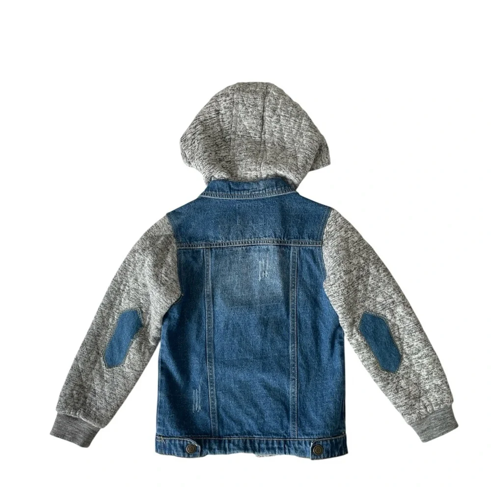 Boy's Long Sleeve Denim Jacket w/ Hood Size Small (6/7)